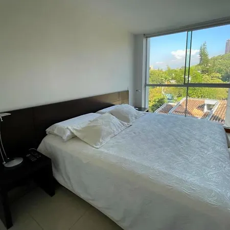 Apartasuit Vacacional En El Poblado Medellin